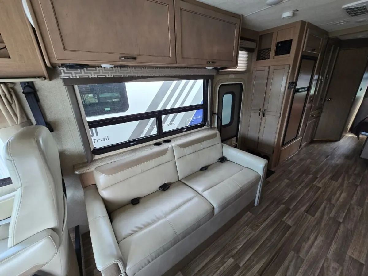 2019 Thor Motor Coach Ace, photo 18 of 24