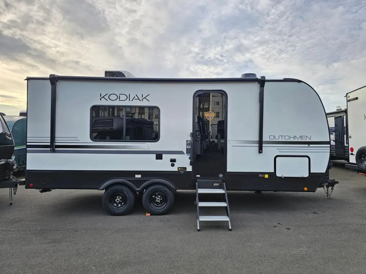 2026 Dutchmen Kodiak, photo 2 of 24