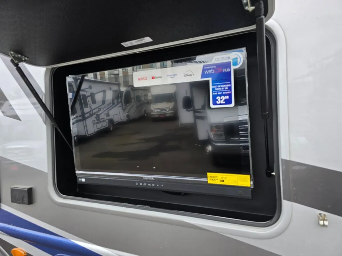 2026 Thor Motor Coach Omni Trail, photo 19 of 24