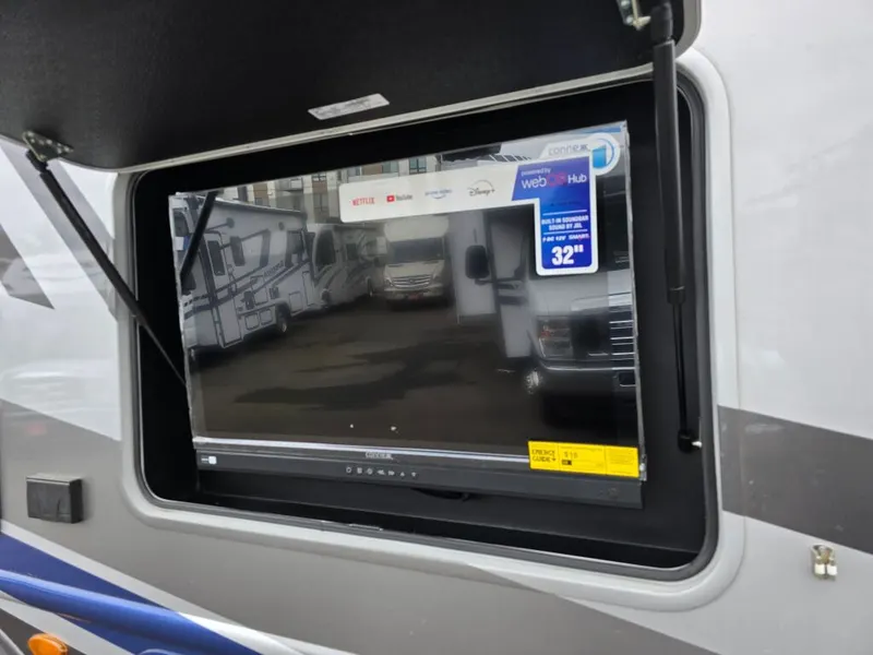 2026 Thor Motor Coach Omni Trail, photo 19 of 24