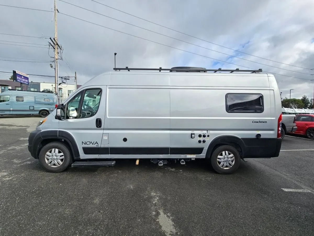 2023 Coachmen Nova, photo 5 of 24