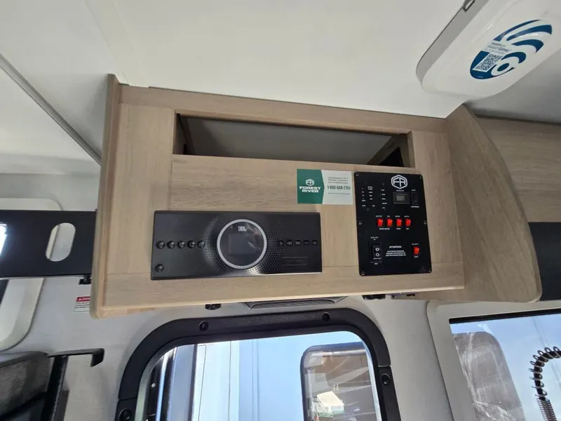 2025 Forest River Sunseeker MBS, photo 8 of 24