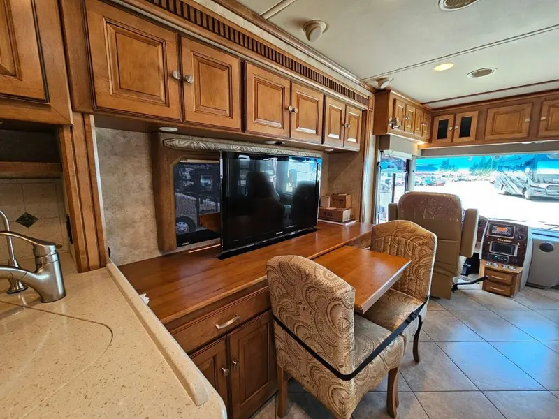 2012 Itasca Meridian, photo 15 of 24