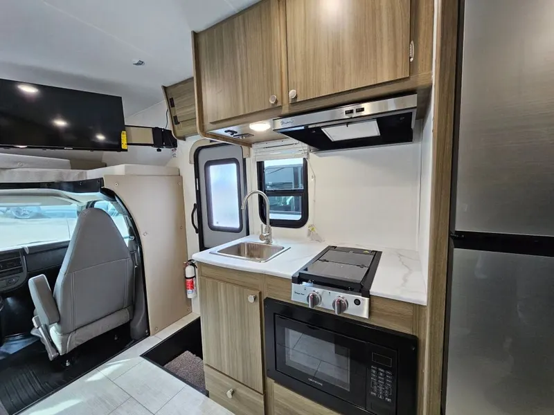 2026 Coachmen Freelander, photo 14 of 24