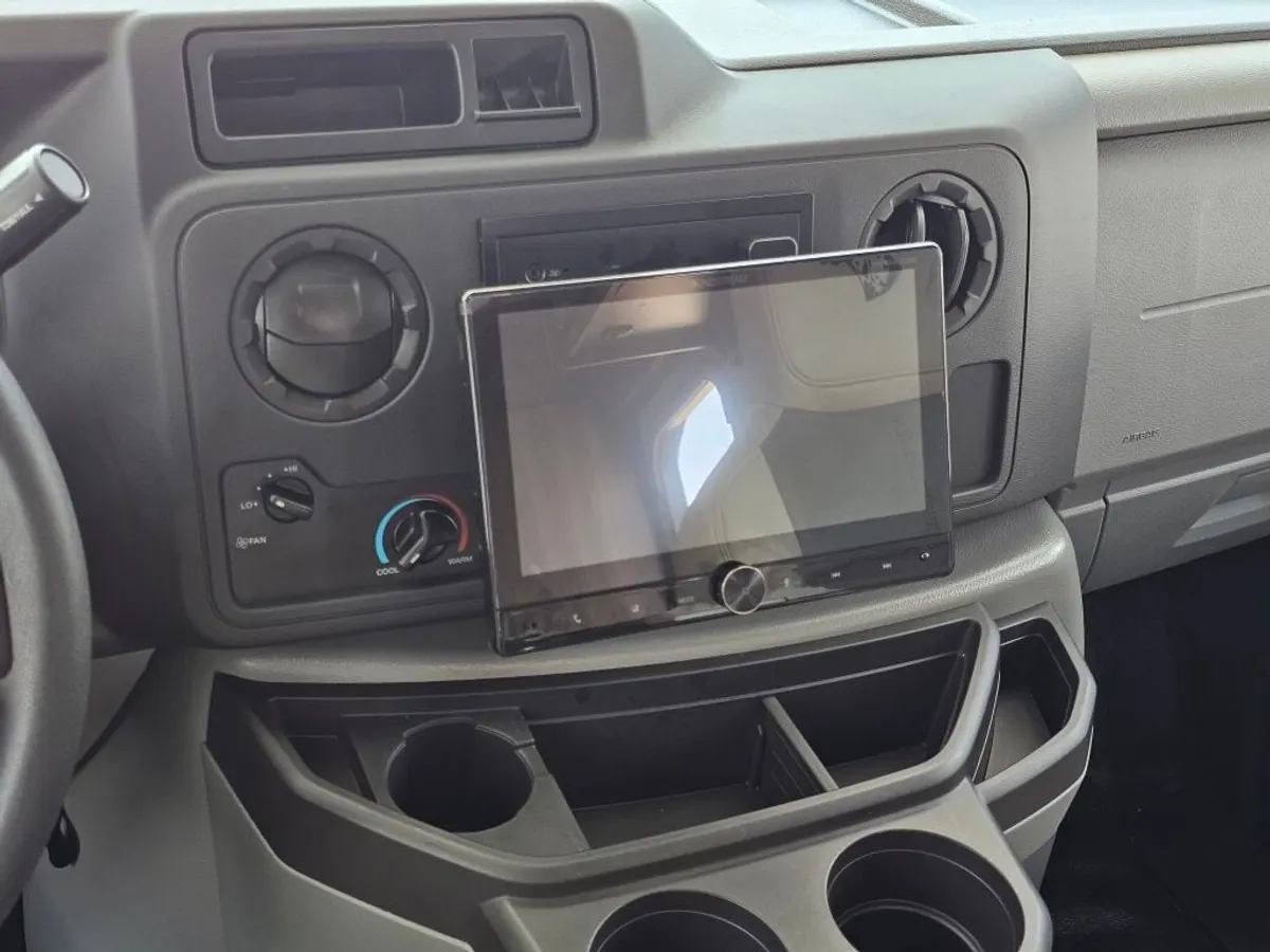 2027 Coachmen Freelander, photo 19 of 24