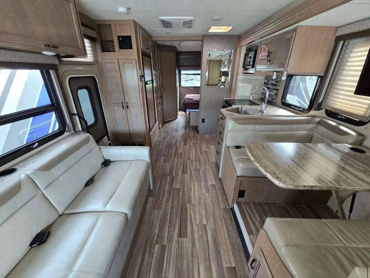 2019 Thor Motor Coach Ace, photo 16 of 24