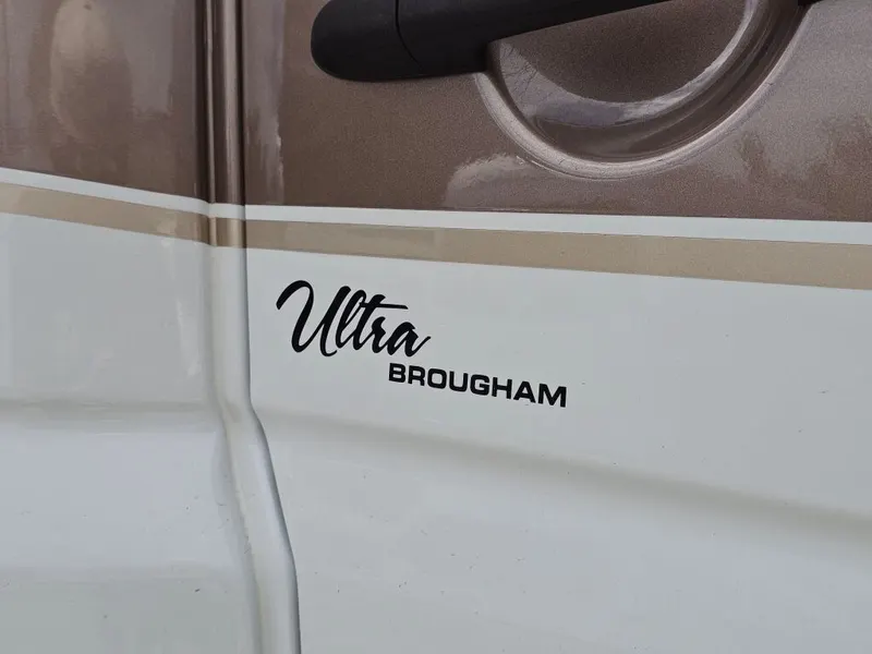 2019 Regency RV Ultra Brougham, photo 9 of 24