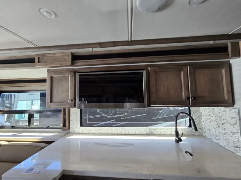 2026 Tiffin Motorhomes Allegro Red, photo 15 of 24