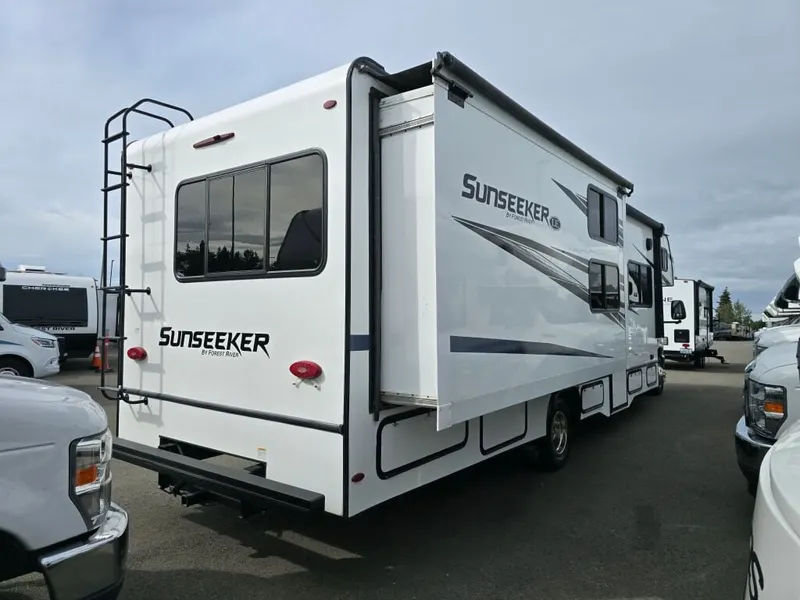 2023 Forest River Sunseeker, photo 6 of 24