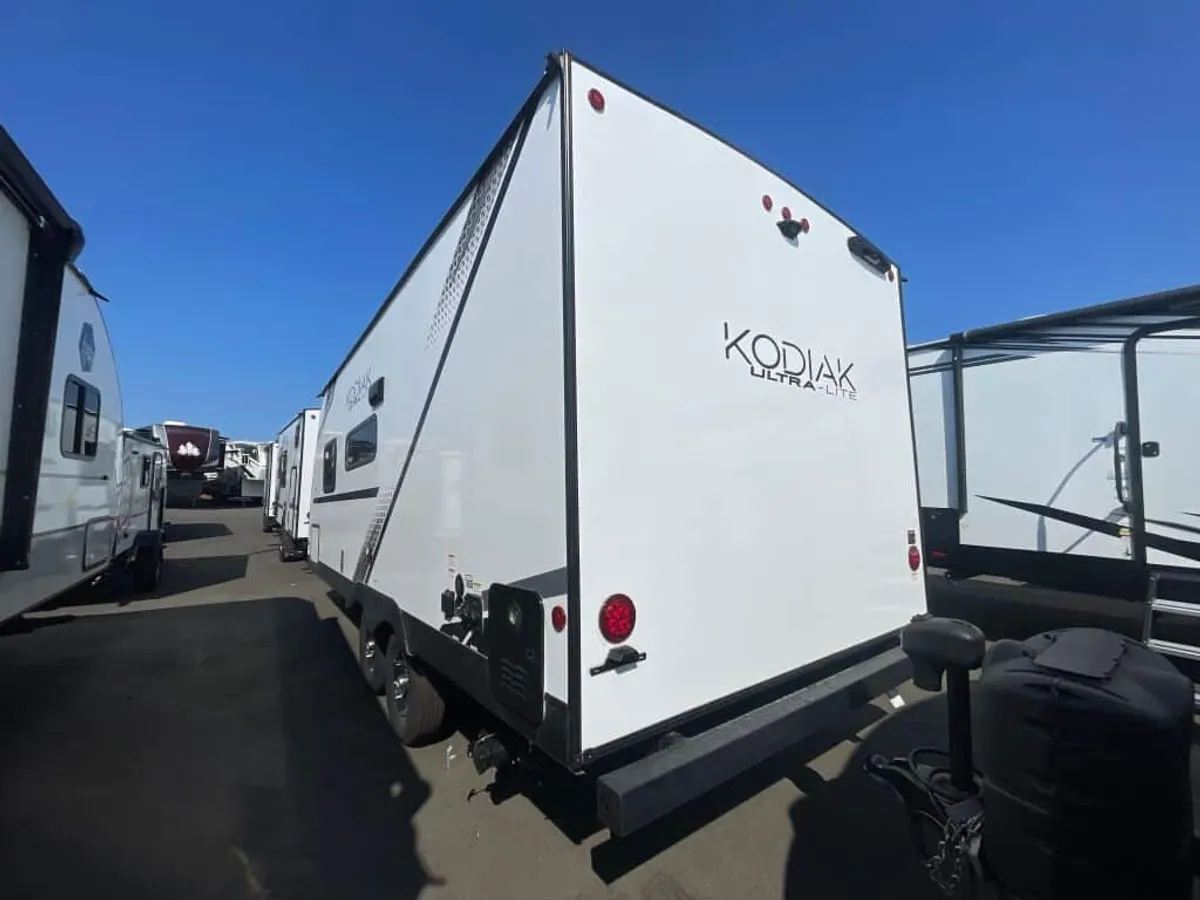 2025 Dutchmen Kodiak Ultra-Lite, photo 3 of 5