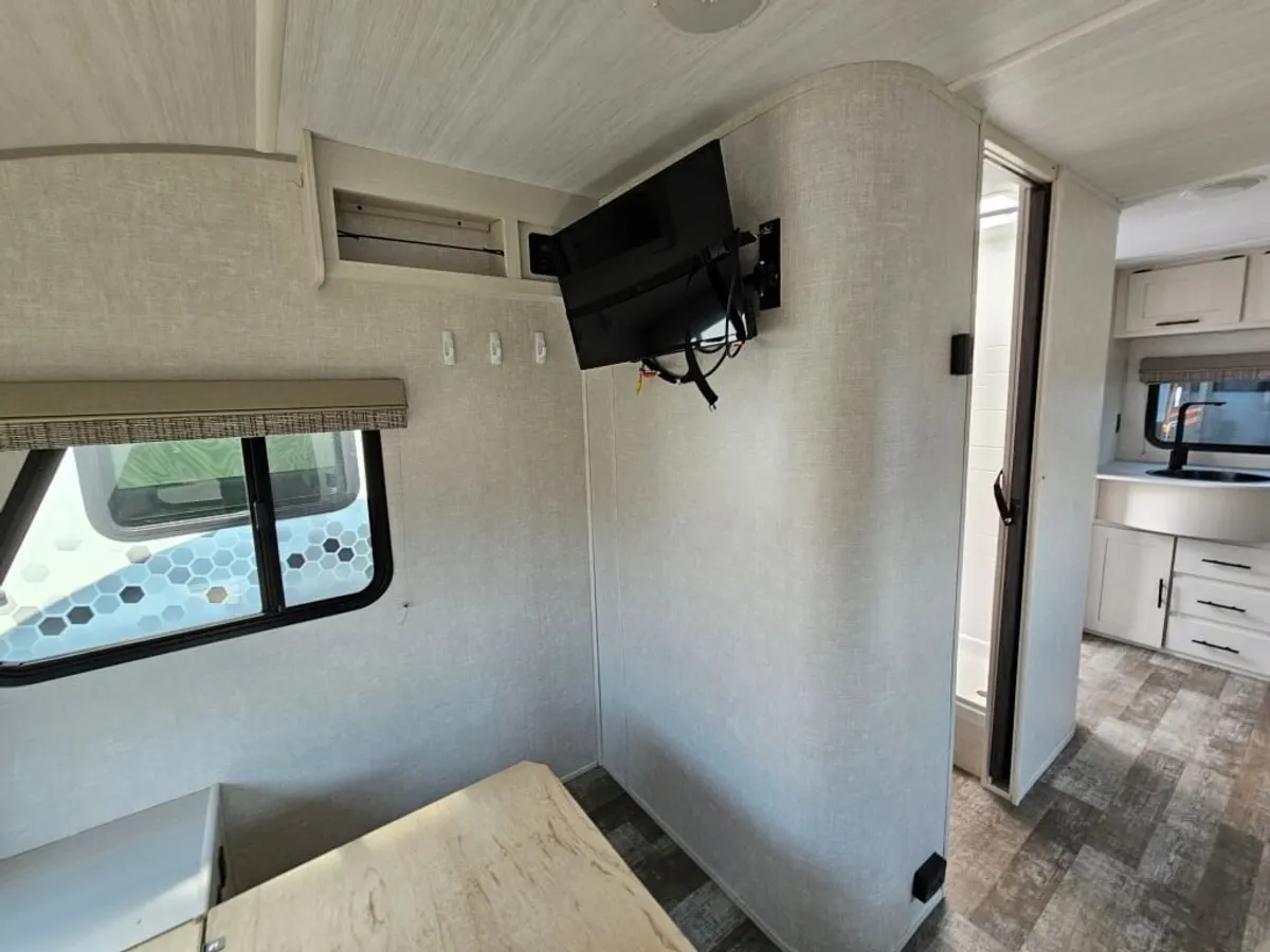 2021 Forest River R-Pod, photo 19 of 24
