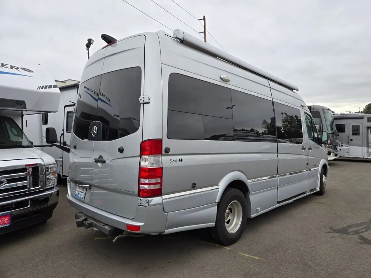 2016 Roadtrek E-Trek, photo 5 of 24