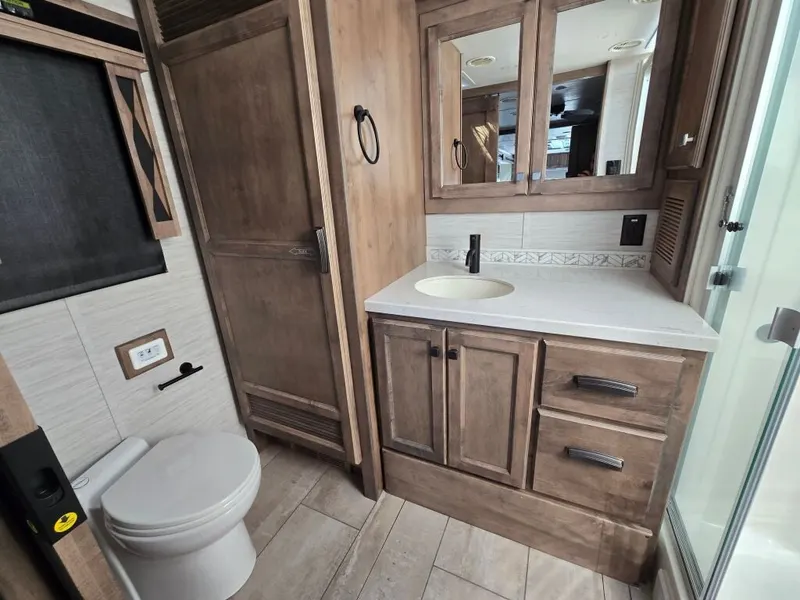 2026 Tiffin Motorhomes Allegro Red, photo 23 of 24