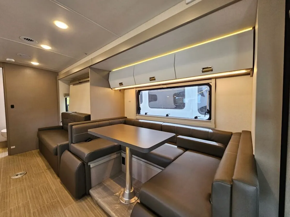2027 Winnebago View, photo 12 of 24