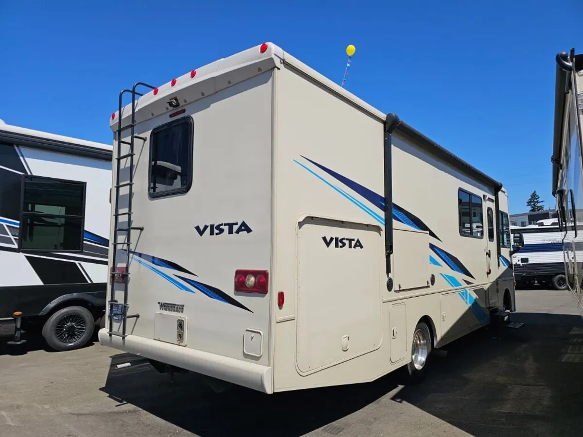 2020 Winnebago Vista, photo 6 of 24