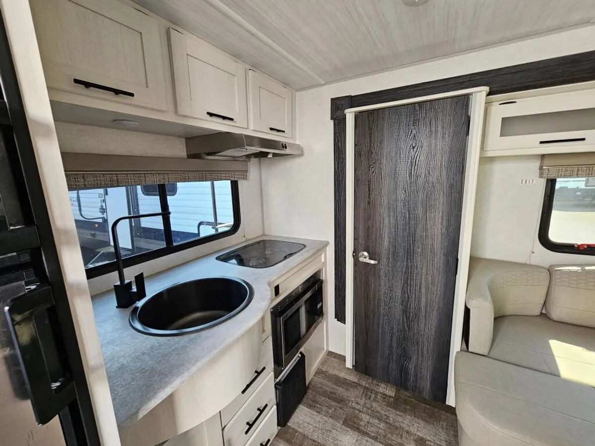 2021 Forest River R-Pod, photo 12 of 24
