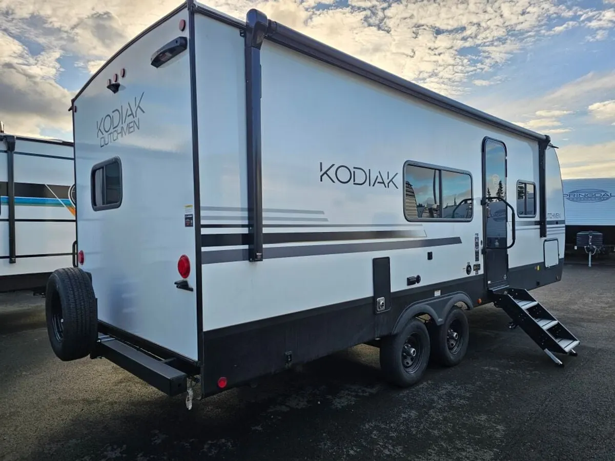 2026 Dutchmen Kodiak, photo 2 of 24