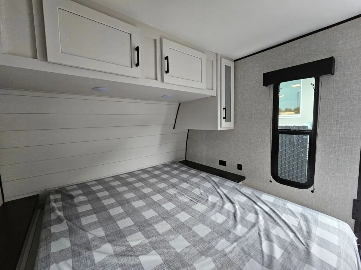 2024 Jayco Jay Flight SLX, photo 11 of 24