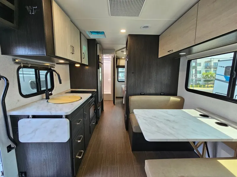 2027 Winnebago Sunflyer, photo 10 of 24