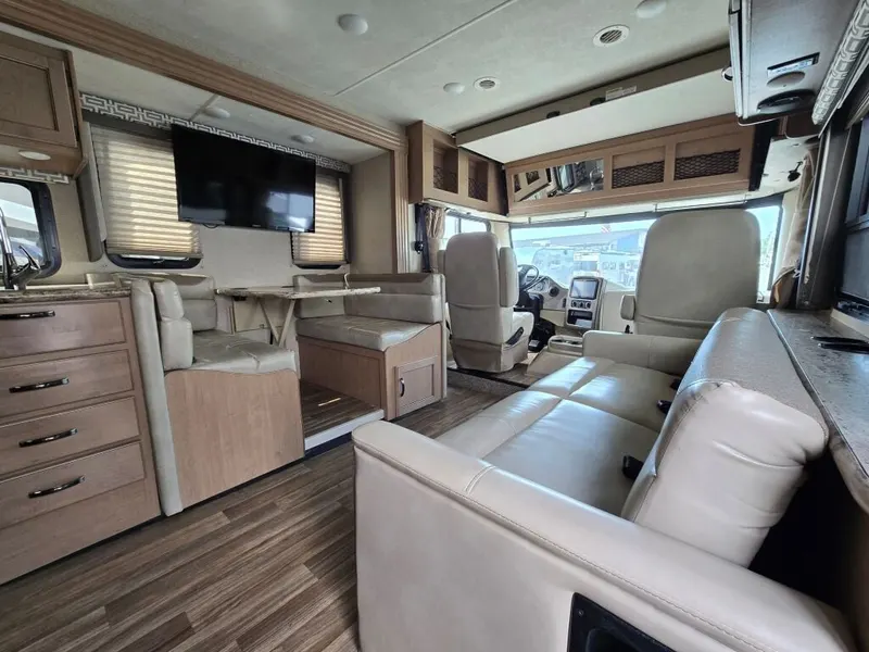 2019 Thor Motor Coach Ace, photo 9 of 24