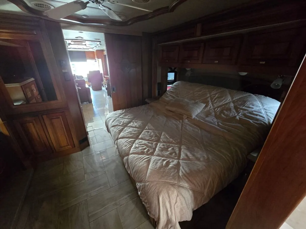 2017 Tiffin Motorhomes Allegro Bus, photo 24 of 24
