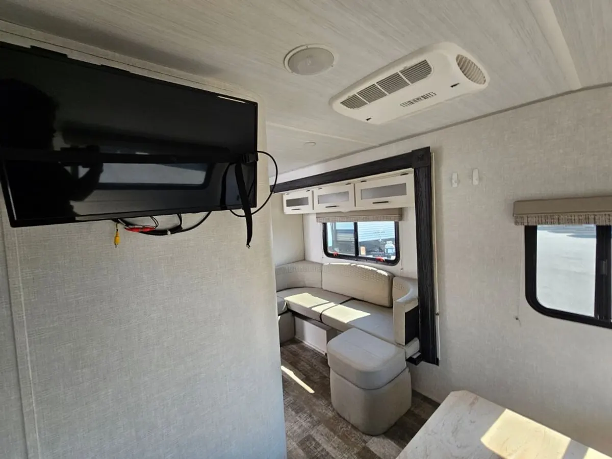 2021 Forest River R-Pod, photo 18 of 24