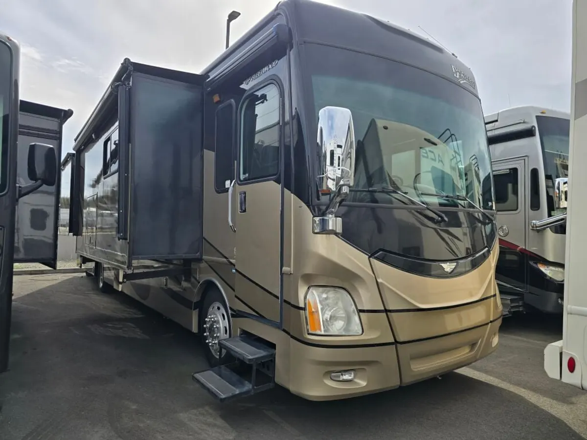 2014 Fleetwood Discovery, photo 1 of 24