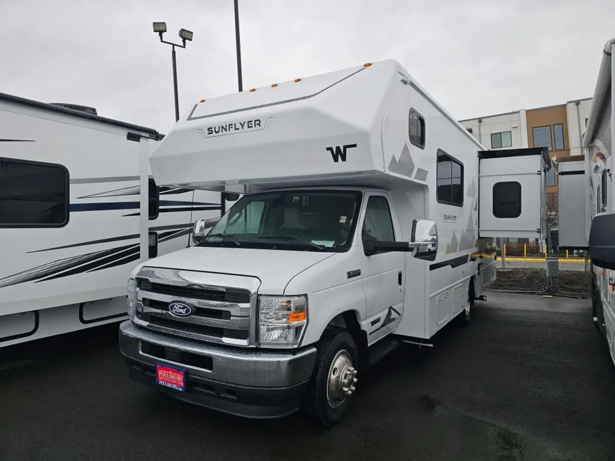 2027 Winnebago Sunflyer, photo 3 of 24