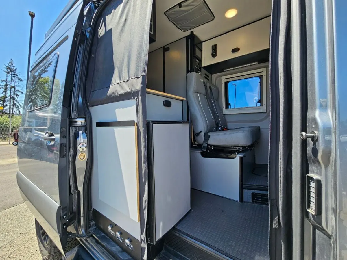 2025 Winnebago Revel, photo 17 of 24