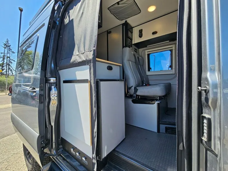 2025 Winnebago Revel, photo 17 of 24