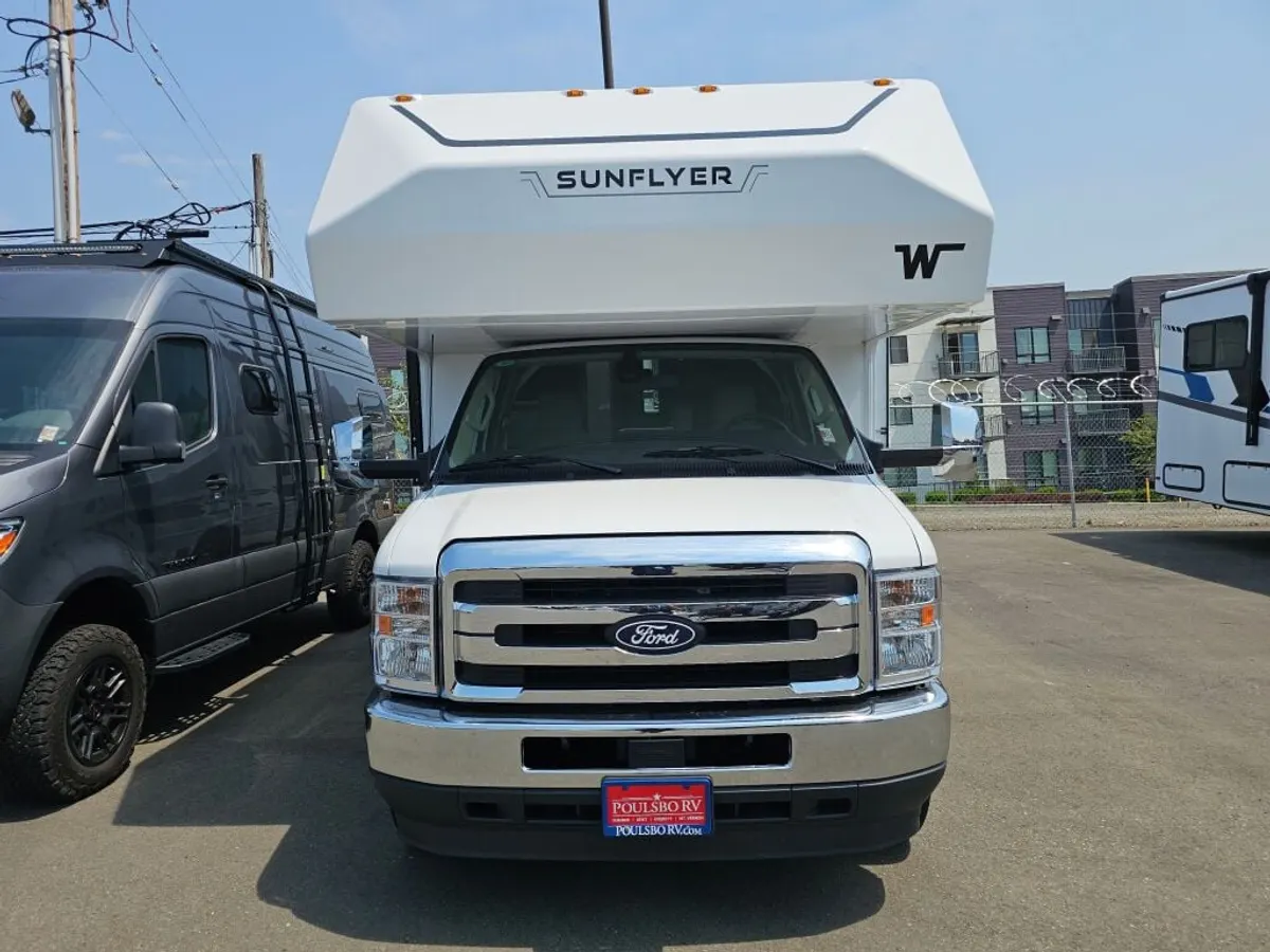 2027 Winnebago Sunflyer, photo 2 of 24