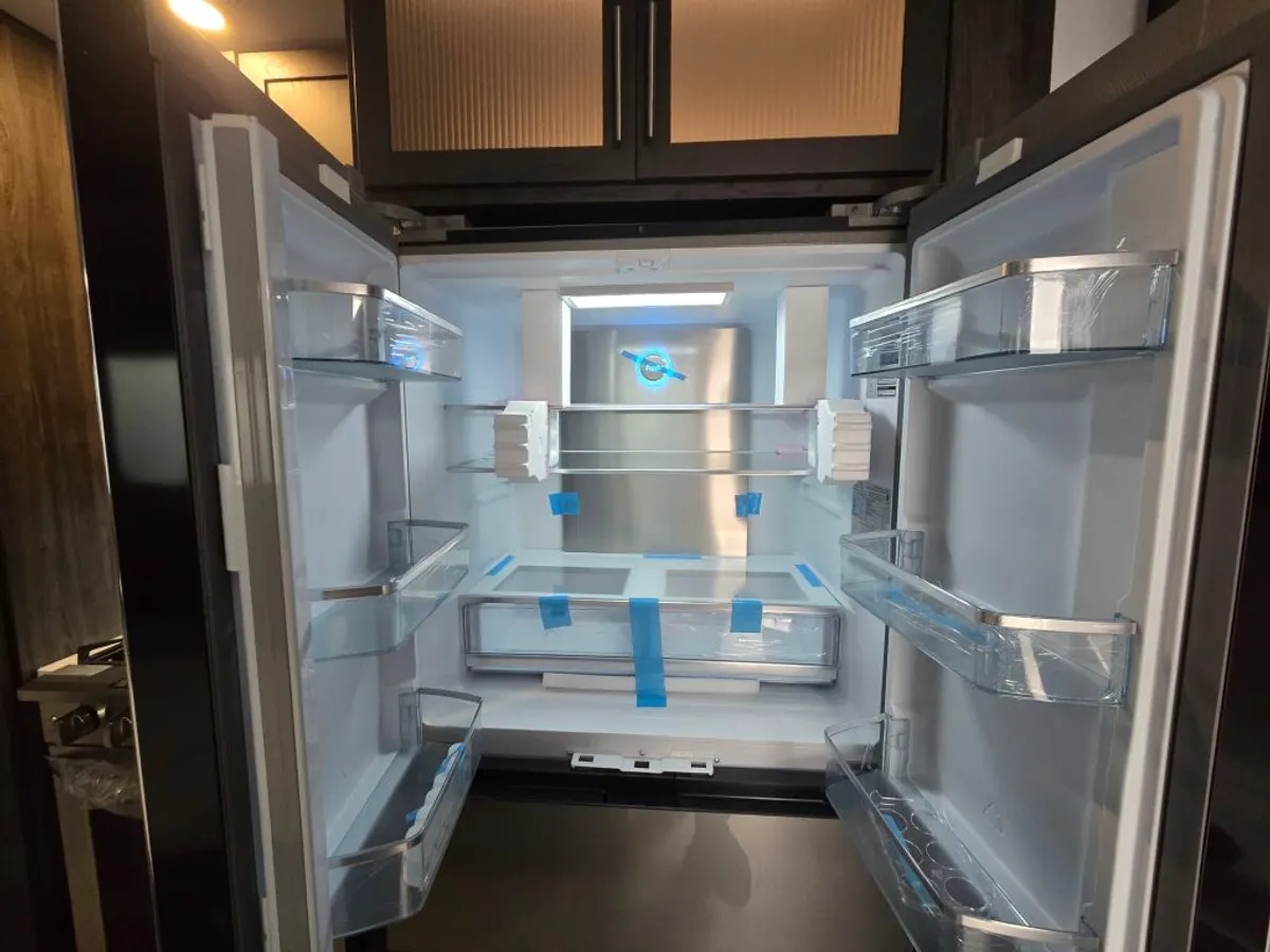 2025 Keystone Fuzion Toy Hauler, photo 11 of 24