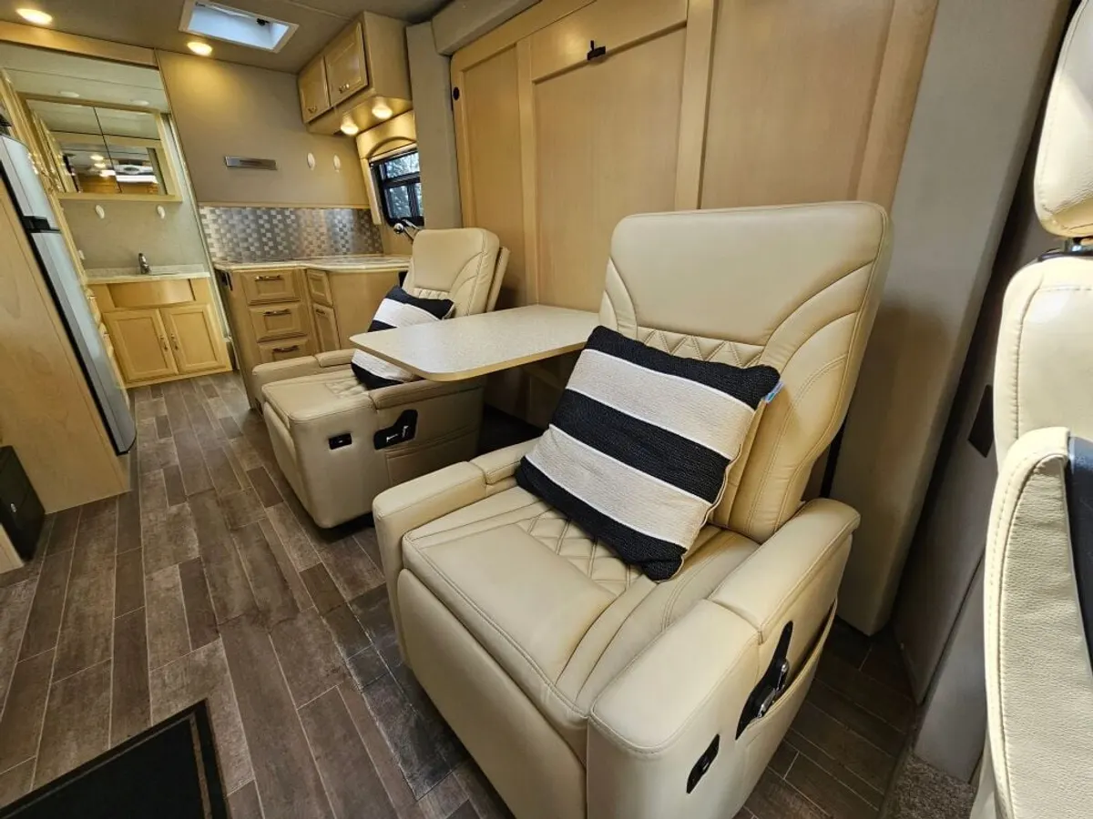 2019 Regency RV Ultra Brougham, photo 13 of 24