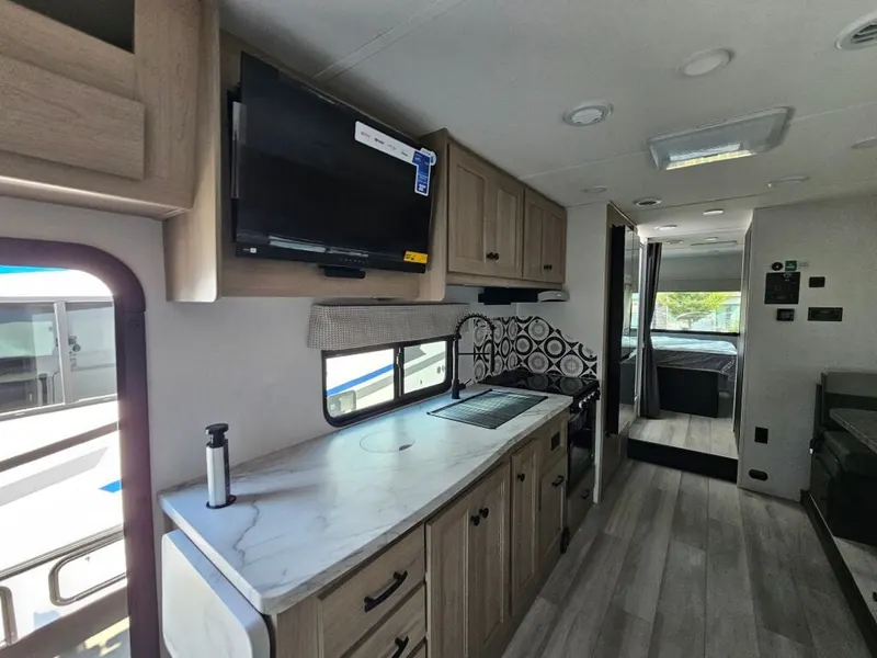 2027 Forest River Sunseeker, photo 11 of 24