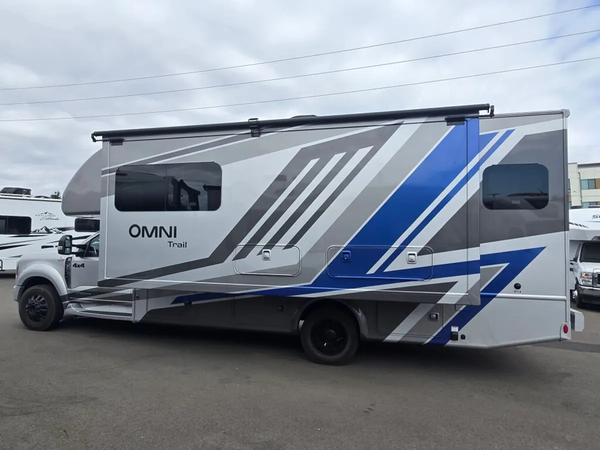 2026 Thor Motor Coach Omni Trail, photo 8 of 24