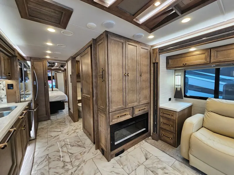 2026 Tiffin Motorhomes Allegro Bus, photo 13 of 24