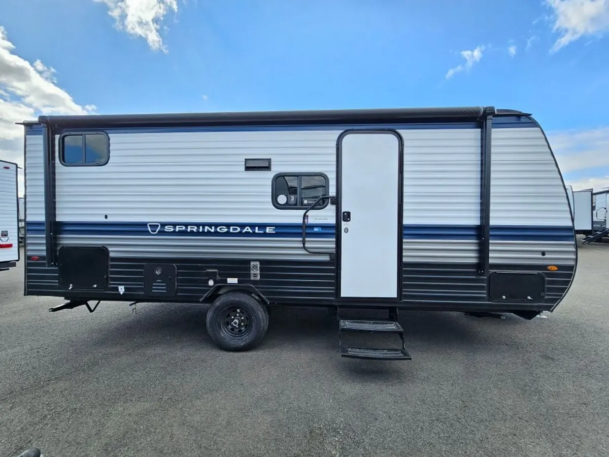 2026 Keystone Springdale Mini, photo 2 of 24