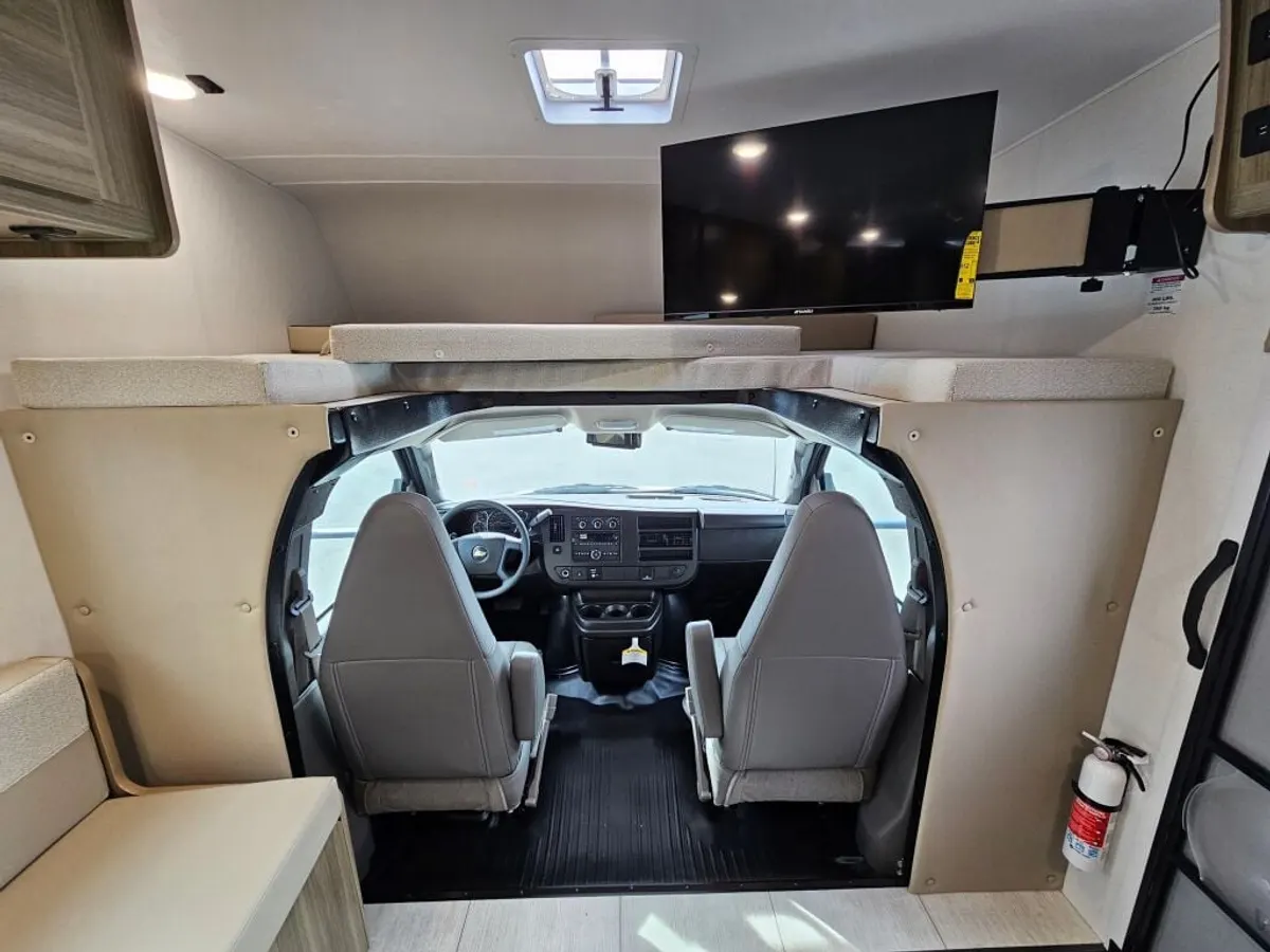 2026 Coachmen Freelander, photo 15 of 24