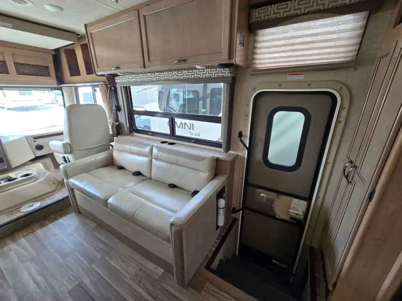 2019 Thor Motor Coach Ace, photo 11 of 24
