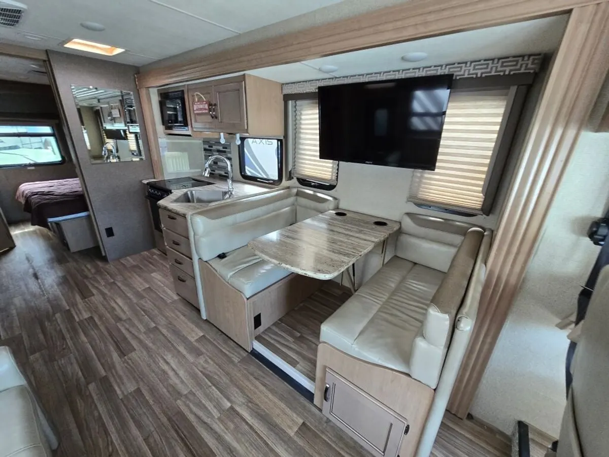 2019 Thor Motor Coach Ace, photo 17 of 24
