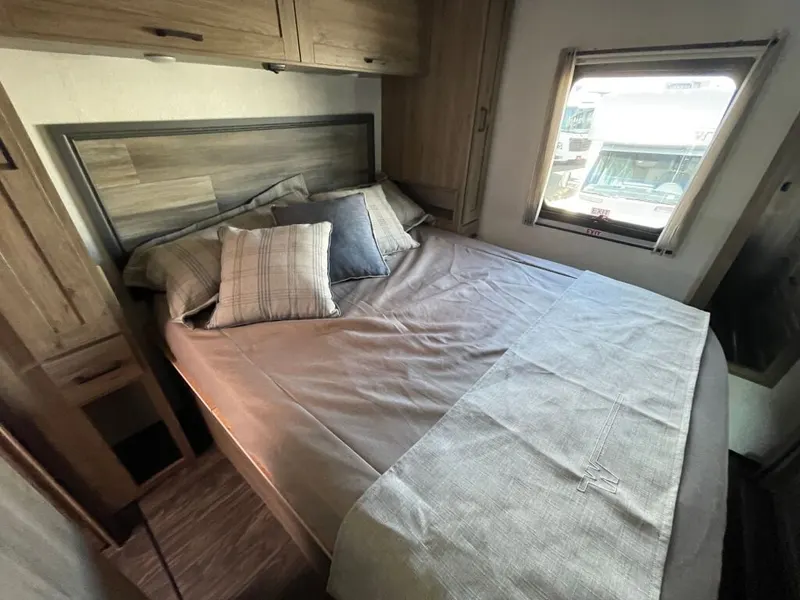 2024 Winnebago Vista, photo 17 of 22