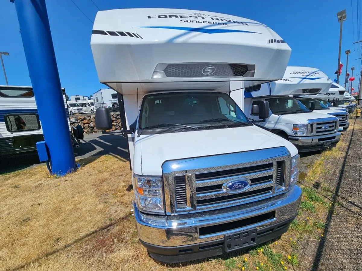 2026 Forest River Sunseeker LE, photo 2 of 24