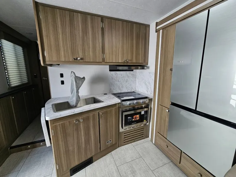 2027 Coachmen Freelander, photo 17 of 24