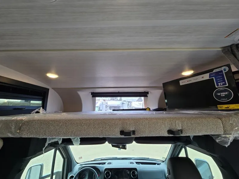 2026 East To West Entrada M-Class, photo 7 of 24