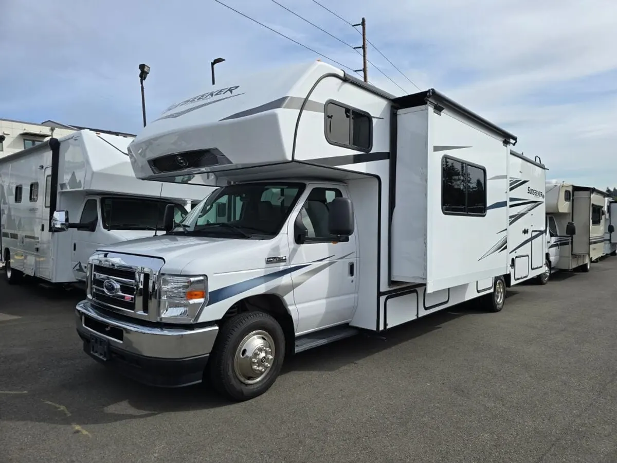 2023 Forest River Sunseeker, photo 3 of 24