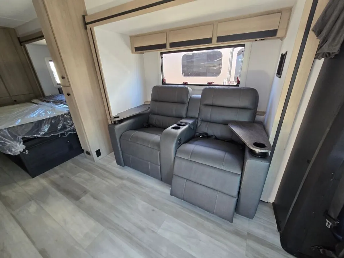 2025 Forest River Sunseeker MBS, photo 9 of 24