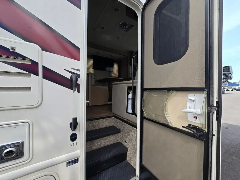 2019 Thor Motor Coach Ace, photo 7 of 24