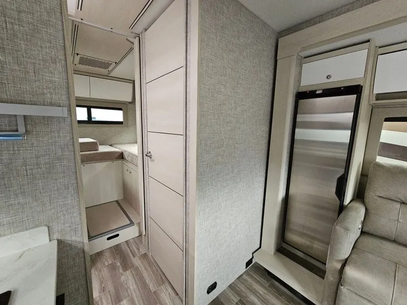 2026 Tiffin Motorhomes Wayfarer, photo 22 of 24