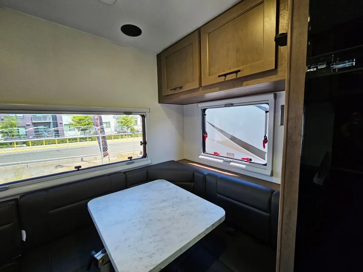 2026 Adventurer Manufacturing Inc. Overlander, photo 16 of 24