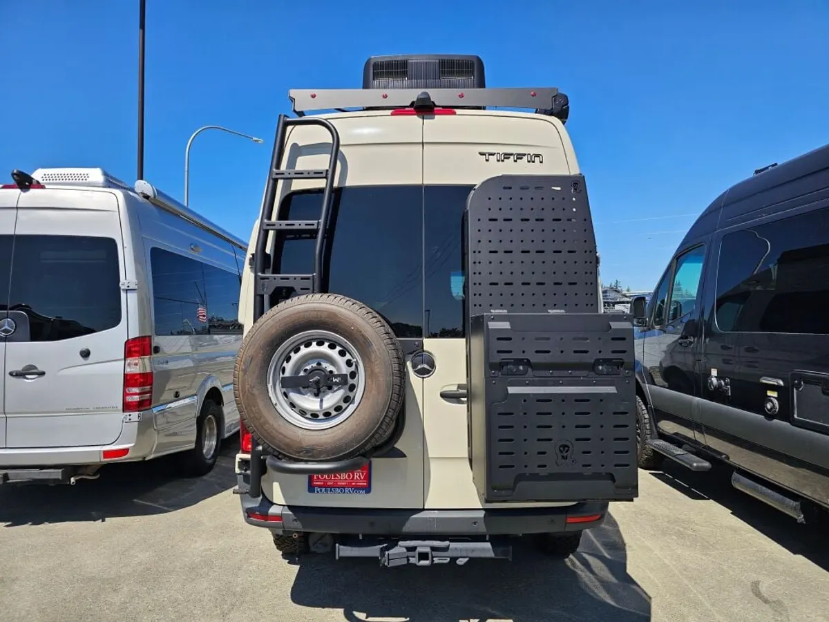 2026 Tiffin Motorhomes GH1, photo 5 of 24